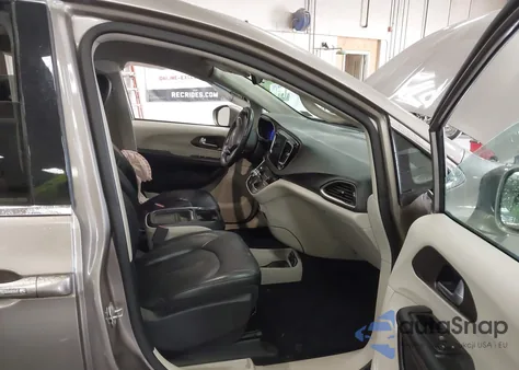 2018 Chrysler Pacifica Touring L from USA, damaged, VIN 2C4RC1BG0JR321011